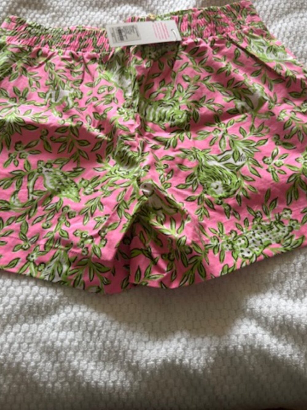 Lilly Pulitzer Alista Stretch Shorts Animal Print w/ Pockets Rousseau Pink Sz M - Picture 3 of 8
